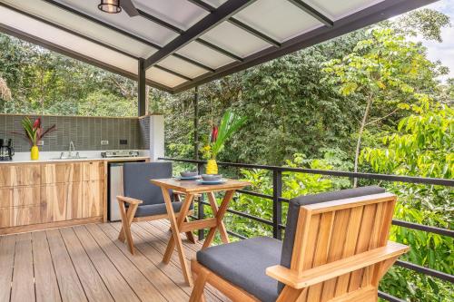 Balcony/terrace, The Sutton - Boutique Jungle Experience in Uvita