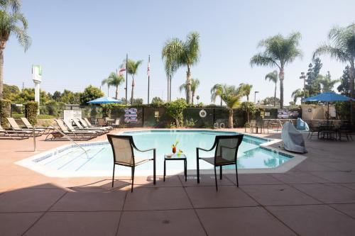 Holiday Inn Santa Ana-Orange County Airport, an IHG Hotel