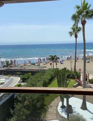  Apartamentos Los Papagayos, Unterkunft in San Agustin