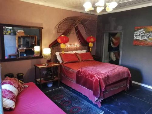1 double bed, 1 twin bed