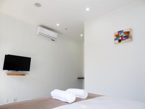 40 40 Accommodation 40 40 Accommodation