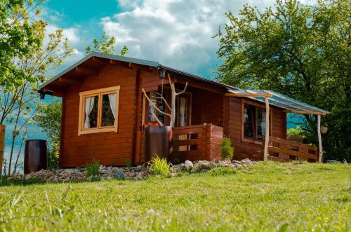 Cozy wood hut on the farm - Accommodation - Třebívlice