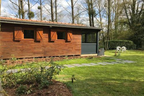 Chalet dans un cadre verdoyant gîte à louer Saint-Donan