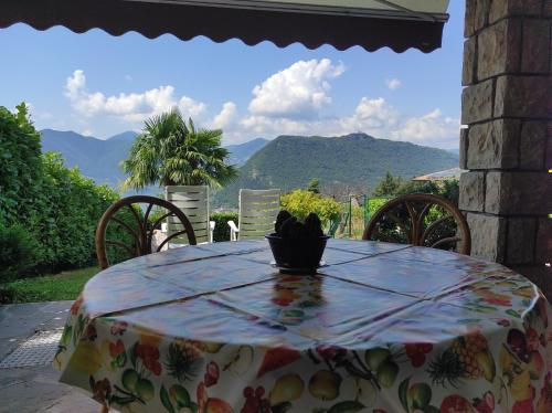 Balcony/terrace, ISEO LAKE Casa Dolce Lago Sulzano PARKING FREE in Sulzano