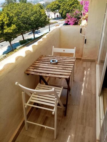 Beach Bungalow Port,free parking in ปวยร์โต เด เอสเตโปนา