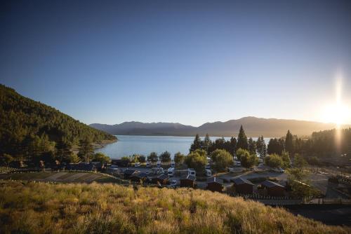 Lakes Edge Holiday Park - Hotel - Lake Tekapo