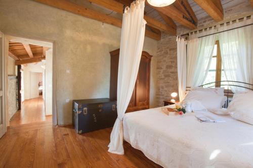  Villa Gelci in Trget