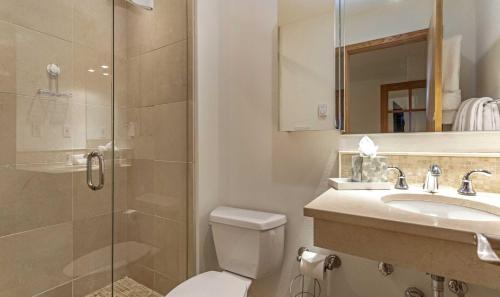 Two-Bedroom Apartment image 4