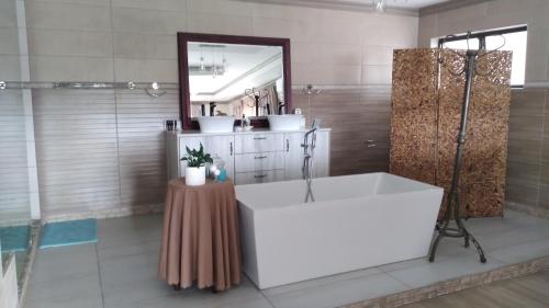 Bagno, Goggas Nest BNB & Restaurant in Manzini