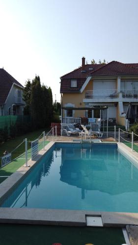 Holiday home in Balatonszárszó 