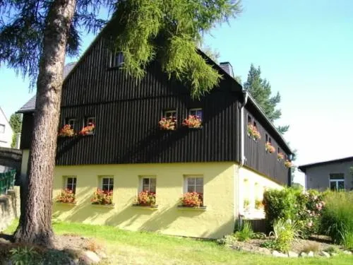 Maisonette 140m 2 Schlafzimmer, 1 Bettenlager im Erzgebirge in Bärenstein, Deutschland