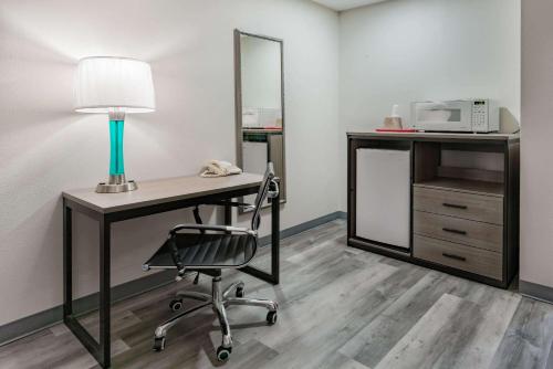 Super 8 by Wyndham Amarillo West, Амарилло (фото 9)