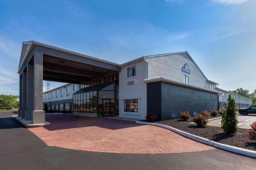 Days Inn by Wyndham Sandusky Cedar Point in Sandusky, USA