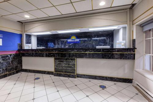 Days Inn by Wyndham Sandusky Cedar Point in Sandusky, USA
