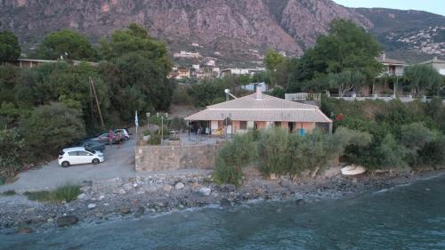  Verga bay view House, Pension in Kalamata