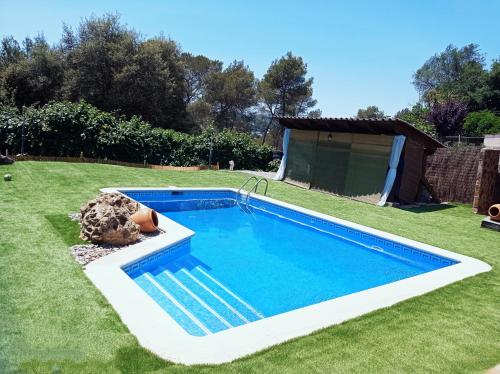 Casa rural cerca de Barcelona 1 habitación y más,wifi gratis, barbacoa y piscina privada gîte à louer Sant Vicenç dels Horts