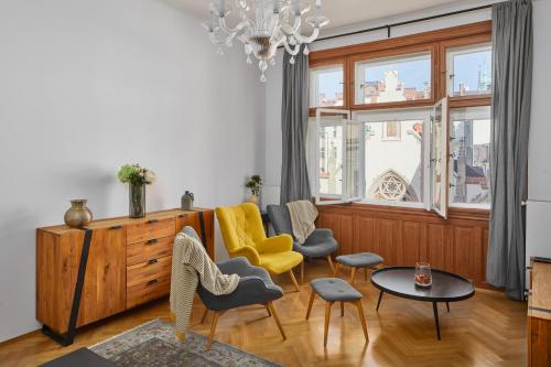 Lavish Apartment in Old Town by Prague Days