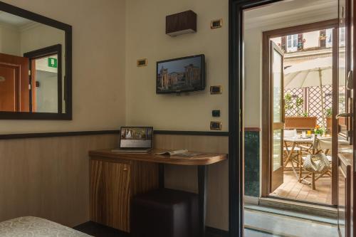 Hotel Borromeo – Rome