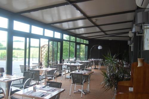 Restorāns, Hotel L'Escale Perigueux Notre Dame in Saint-Pierre-de-Chignac