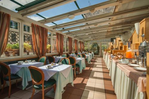 Hotel Borromeo – Rome