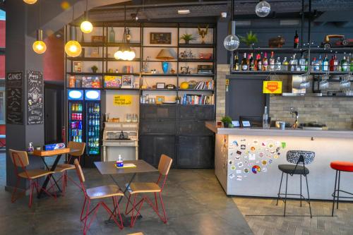 Athens Hub Hostel – Athens, NY