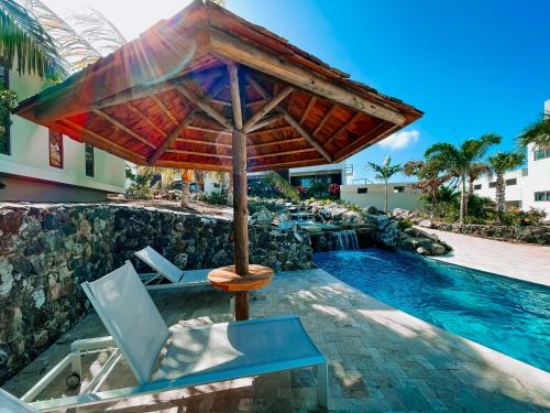 Jan Sofat LUX Caribbean Orchid
