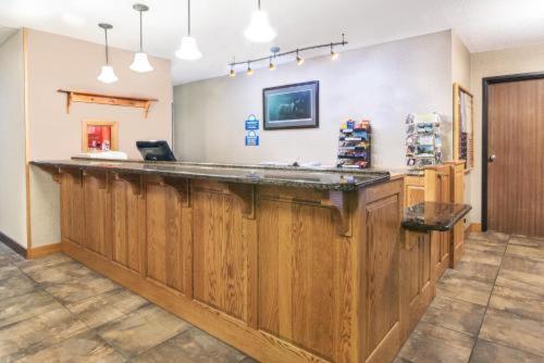 Days Inn by Wyndham Spearfish - Accommodation