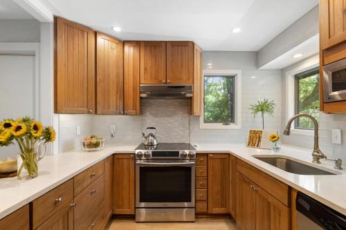 4538 Parkside Villa - image 10