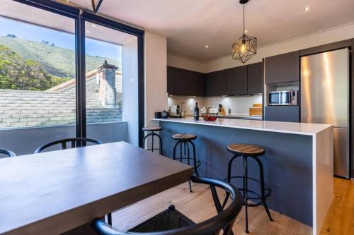Elegant, secure, GEM with parking Family Home