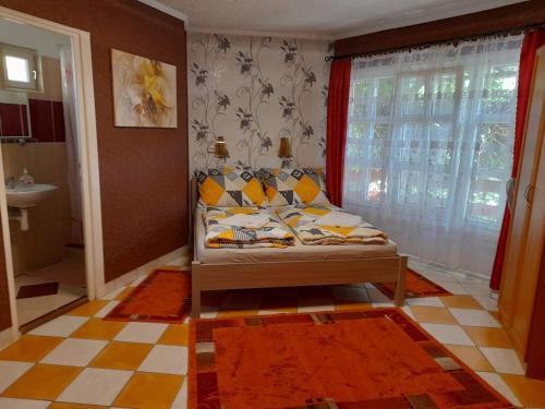 Gyongyvirag Apartment in Szátok