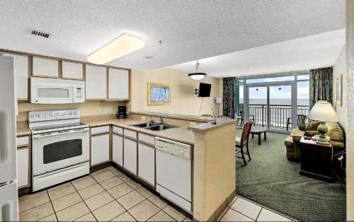 Exceptional Vacation Home in Myrtle Beach condo - image 12