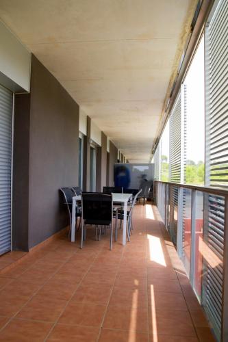 Rentalmar Paradise Family Apartment - image 10