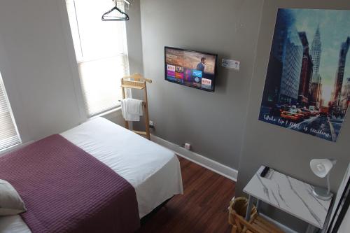 Best Room NYC✈︎EWR Layover➤Walk to NYC Subway - image 2