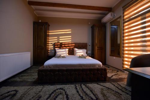 Garni Hotel Kaća - image 12