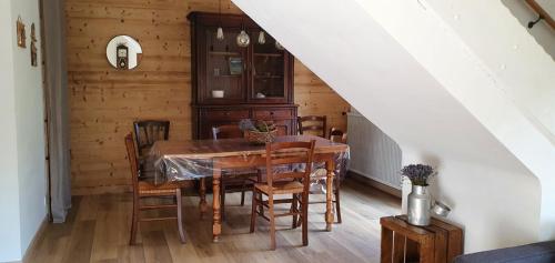 Chalet cosi 6 personnes gîte à louer Grangie