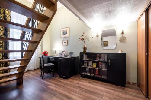 Classic Apartments in Old Town - image 5