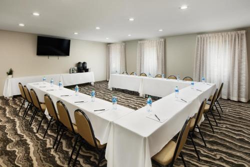 Staybridge Suites Of Durham - Chapel Hill - RTP an IHG Hotel - image 6