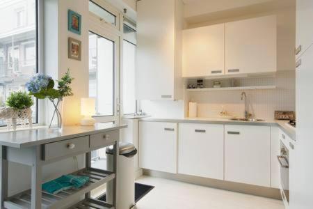 Adam & Eve - Apartment, Amsterdam (photo 8)