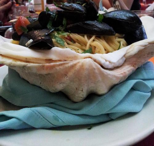 George Hotel in Barcellona Pozzo di Gotto