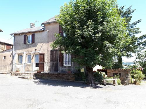 Gîte Montclar 6 pièces 14 personnes - FR-1-601-276 - main image