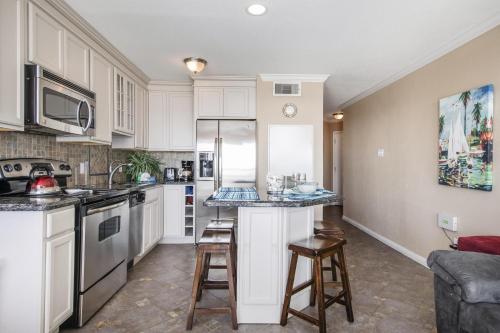 Seascape 1107 Condo - image 12