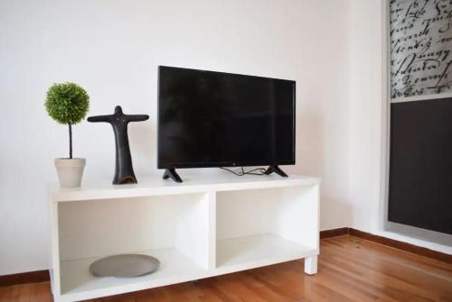 Boutique Athens Apartment SQ1 - image 11
