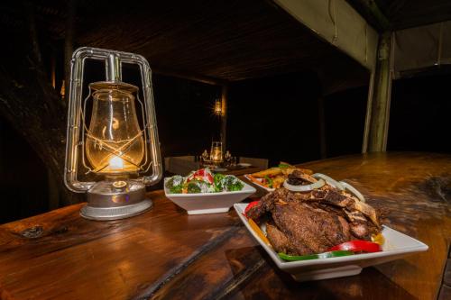 Food and beverages, Boteti Tented Safari Lodge in Ngwala