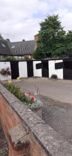Church Farm - image 11