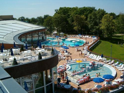 Körmendi Apartman - image 14