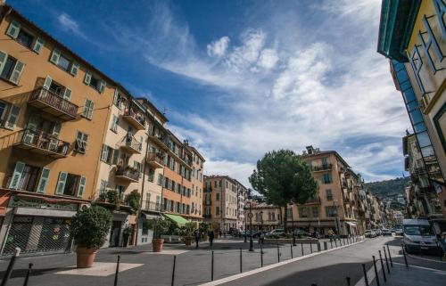 Appartement 3 pièces tout confort au centre de Nice - main image