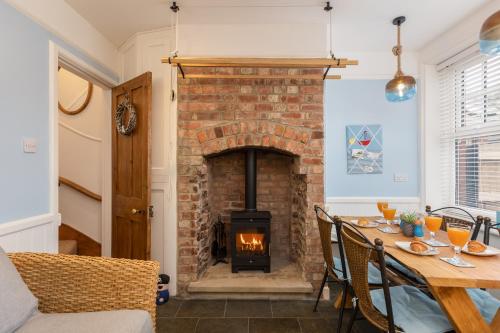 Robin Hood's Bay Coastguard's Cottage with a View