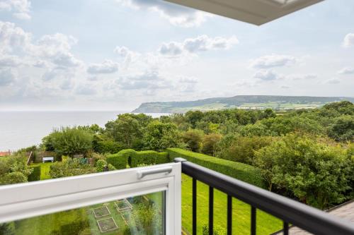 Robin Hood's Bay Coastguard's Cottage with a View