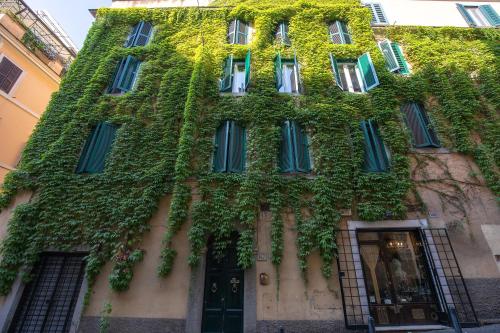 Rome As You Feel - Iconic Monti Design Apartment, Rome (photo 2)