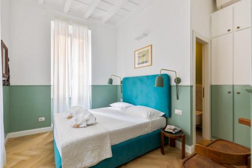 Rome As You Feel - Iconic Monti Design Apartment, Rome (photo 3)